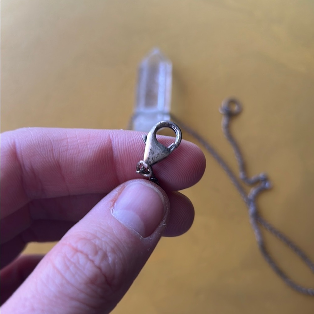 Crystal-like Pendant Necklace - Picture 6 of 10